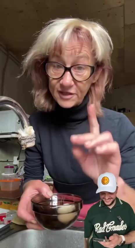 "Не поможет тут яйцо, если старое лицо!"