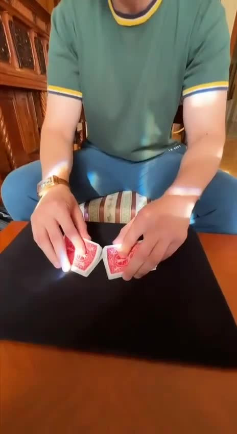 Колода карт и 4 туза!