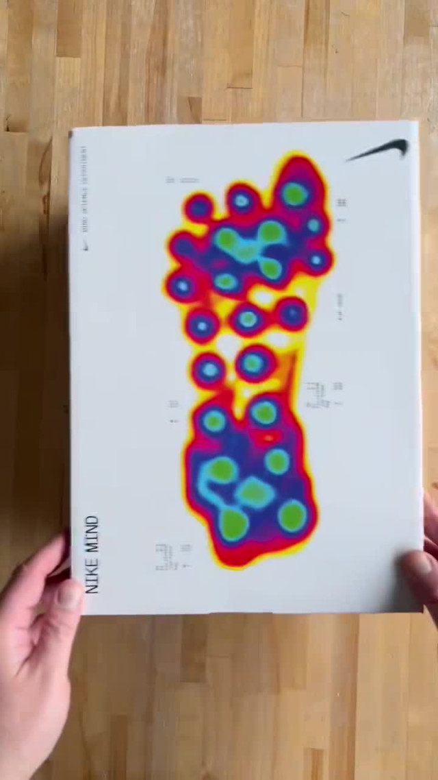 Nike в пупырышках?