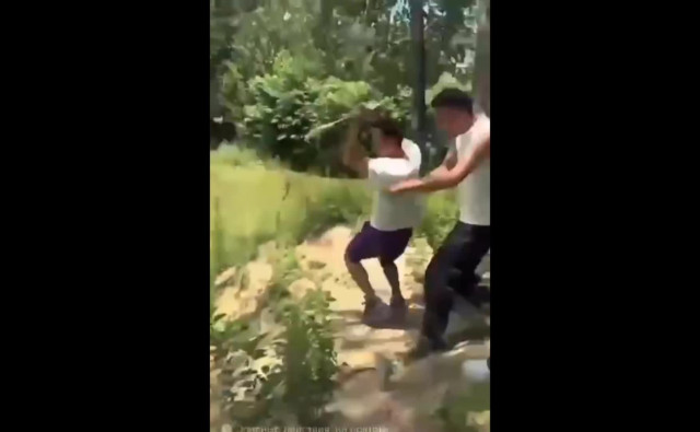 У них такие шутки...